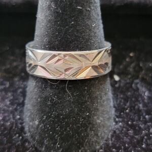 Vintage Silver Tone Diamond Cut Wide Band Ring Geometric Pattern Unisex US Sz 7